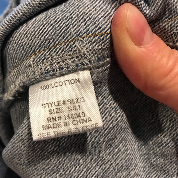 Gypsi’s Closet frayed fringed denim jean jacket - Picture 7 of 8